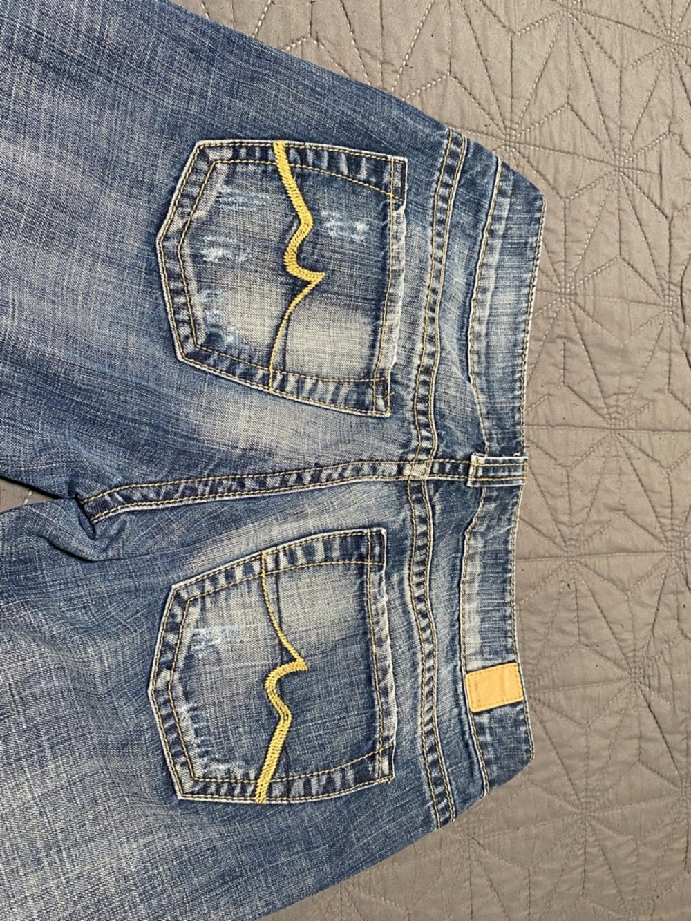 Maurices Women’s Vintage Medium Blue Relaxed Jeans